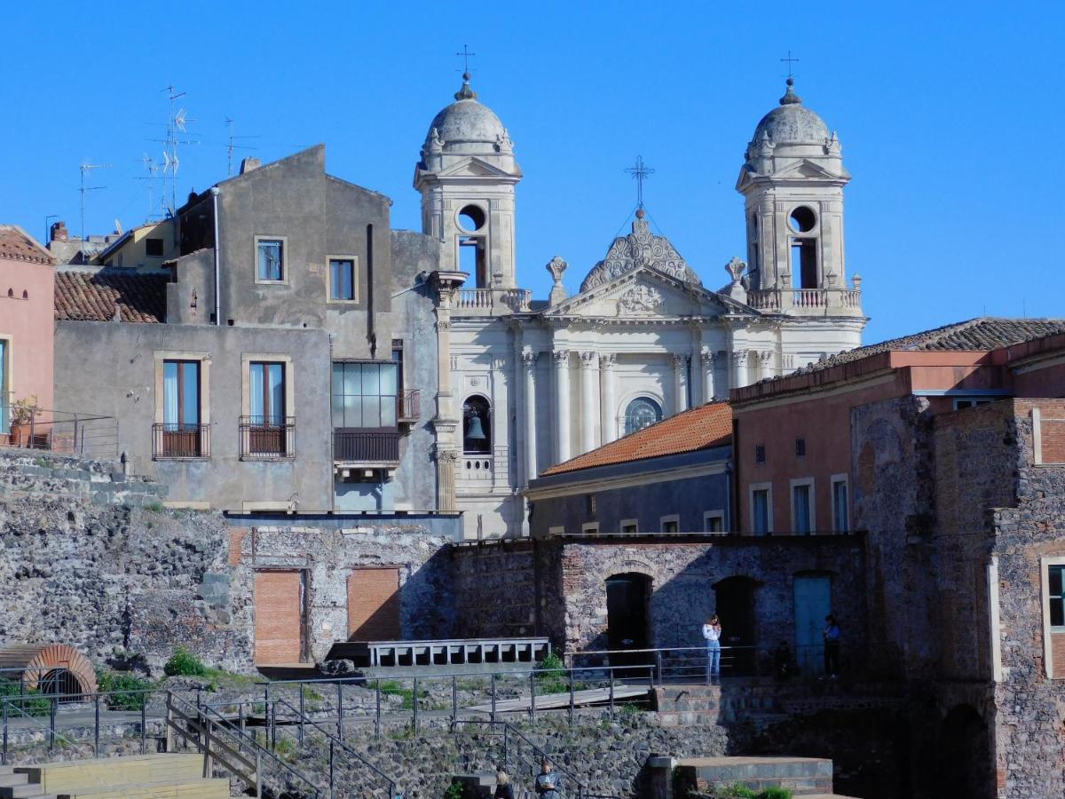 Casa Di Peppe Lägenhet Catania Exteriör bild